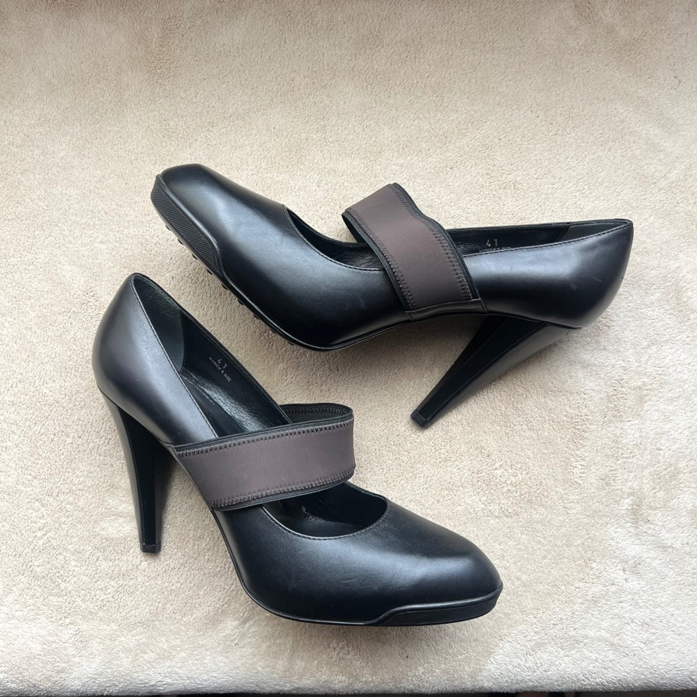 Tod's EU 41 fit like 10 Black & Brown Leather Mary Jane Stiletto Heel Pump Italy